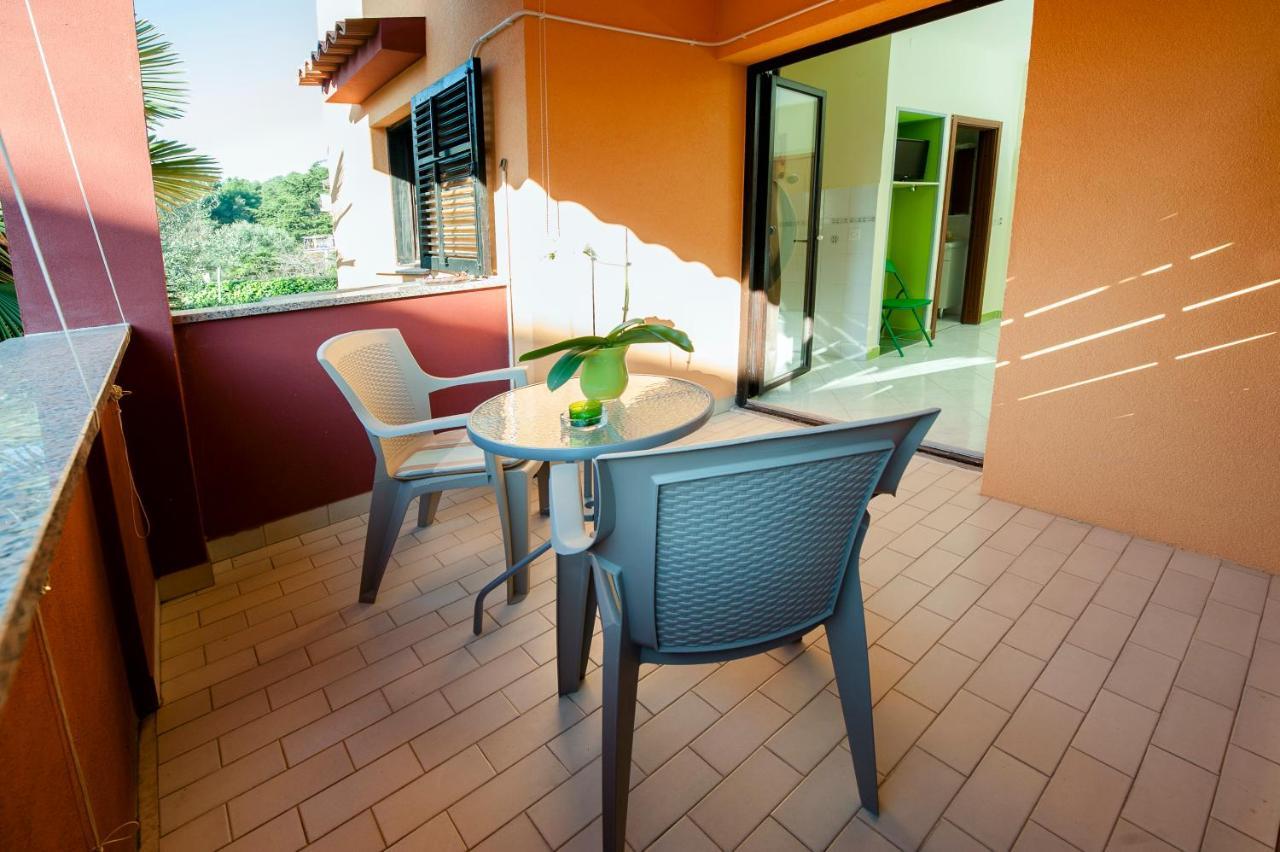 Apartments&Rooms Erik B&B Rovinj Buitenkant foto