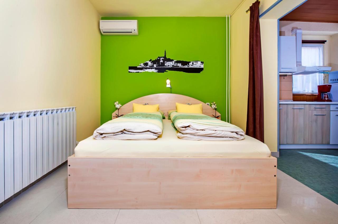 Apartments&Rooms Erik B&B Rovinj Buitenkant foto