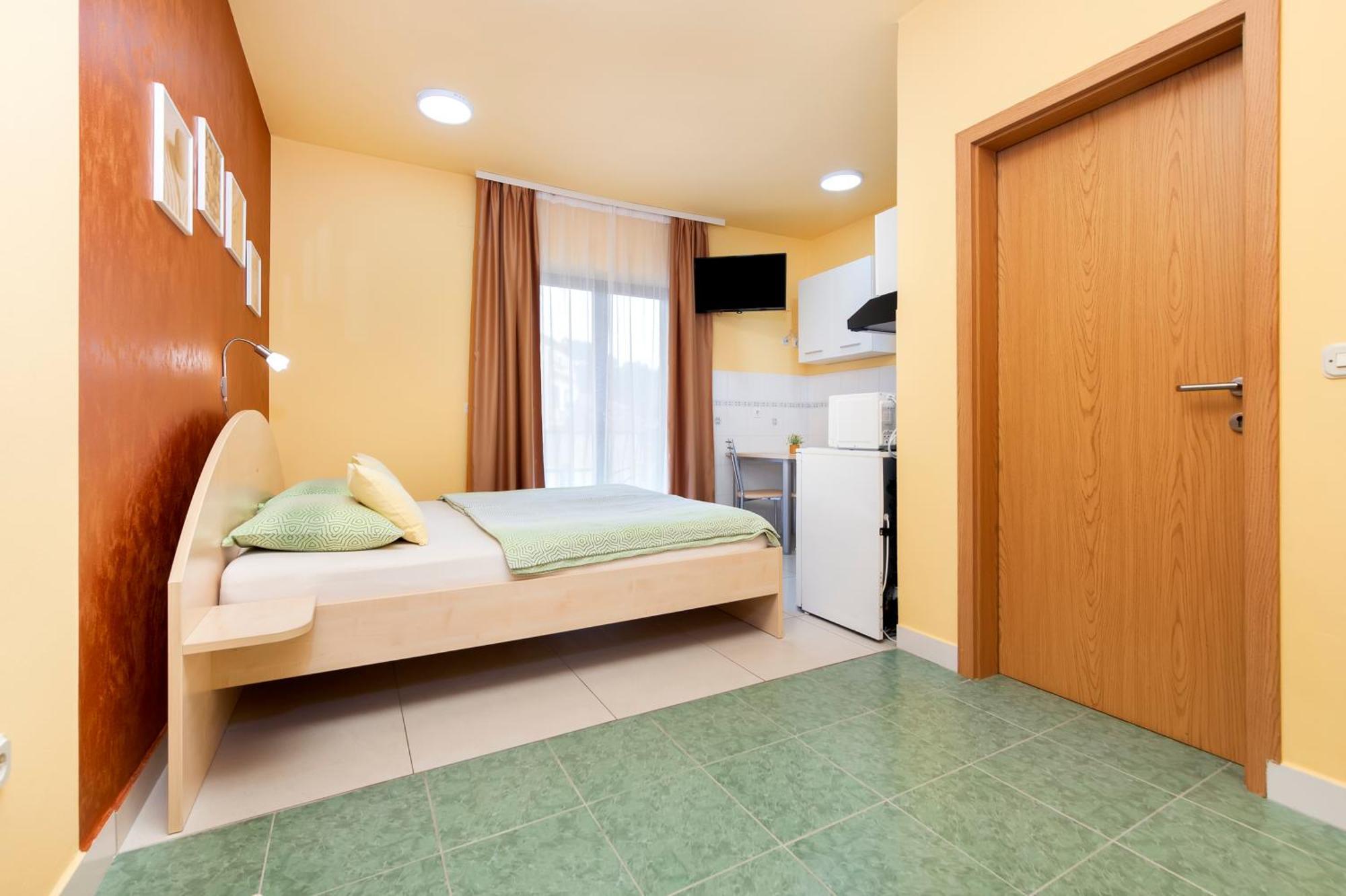 Apartments&Rooms Erik B&B Rovinj Buitenkant foto