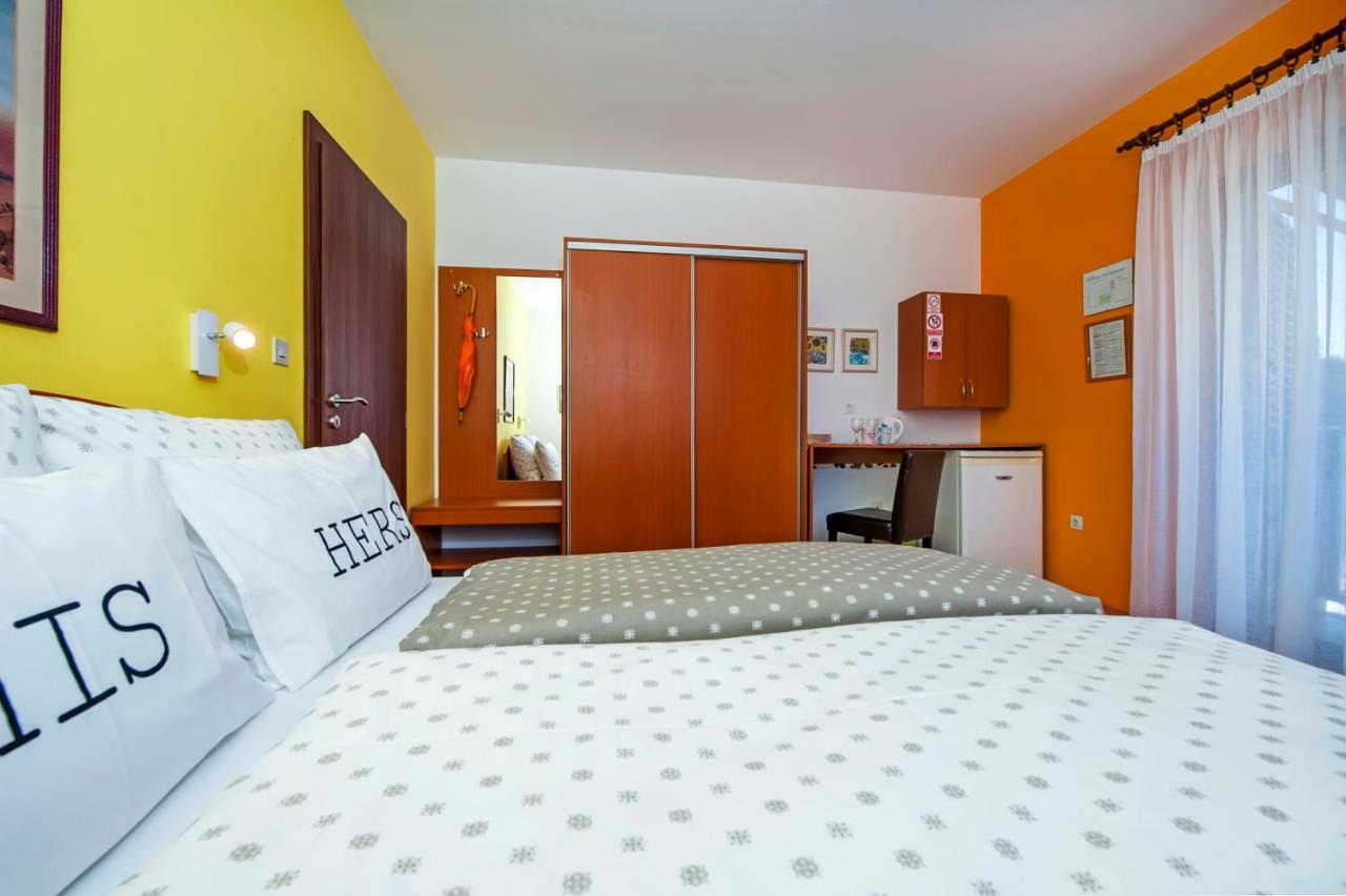 Apartments&Rooms Erik B&B Rovinj Buitenkant foto